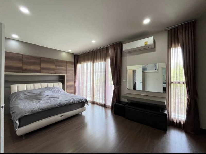 ประกาศฟรี! ซื้อ-ขาย-เช่า คอนโด บ้าน ทาวน์โฮม ที่ดิน และพื้นที่เชิงพาณิชย์ทั่วประเทศไทย ทุกทำเล ทุกงบประมาณ ไม่มีค่าใช้จ่าย ลงง่าย ขายไว เข้าถึงผู้ซื้อโดยตรง 5 316767pic4.jpg