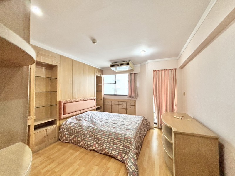 ประกาศฟรี! ซื้อ-ขาย-เช่า คอนโด บ้าน ทาวน์โฮม ที่ดิน และพื้นที่เชิงพาณิชย์ทั่วประเทศไทย ทุกทำเล ทุกงบประมาณ ไม่มีค่าใช้จ่าย ลงง่าย ขายไว เข้าถึงผู้ซื้อโดยตรง 3 313814pic2.jpg