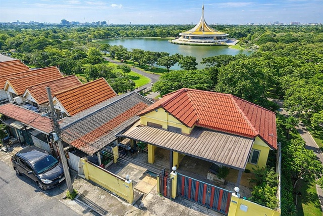 ประกาศฟรี! ซื้อ-ขาย-เช่า คอนโด บ้าน ทาวน์โฮม ที่ดิน และพื้นที่เชิงพาณิชย์ทั่วประเทศไทย ทุกทำเล ทุกงบประมาณ ไม่มีค่าใช้จ่าย ลงง่าย ขายไว เข้าถึงผู้ซื้อโดยตรง 2 317049pic1.jpg