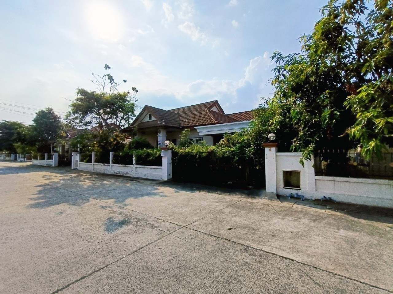 ประกาศฟรี! ซื้อ-ขาย-เช่า คอนโด บ้าน ทาวน์โฮม ที่ดิน และพื้นที่เชิงพาณิชย์ทั่วประเทศไทย ทุกทำเล ทุกงบประมาณ ไม่มีค่าใช้จ่าย ลงง่าย ขายไว เข้าถึงผู้ซื้อโดยตรง 3 257233pic2.jpg