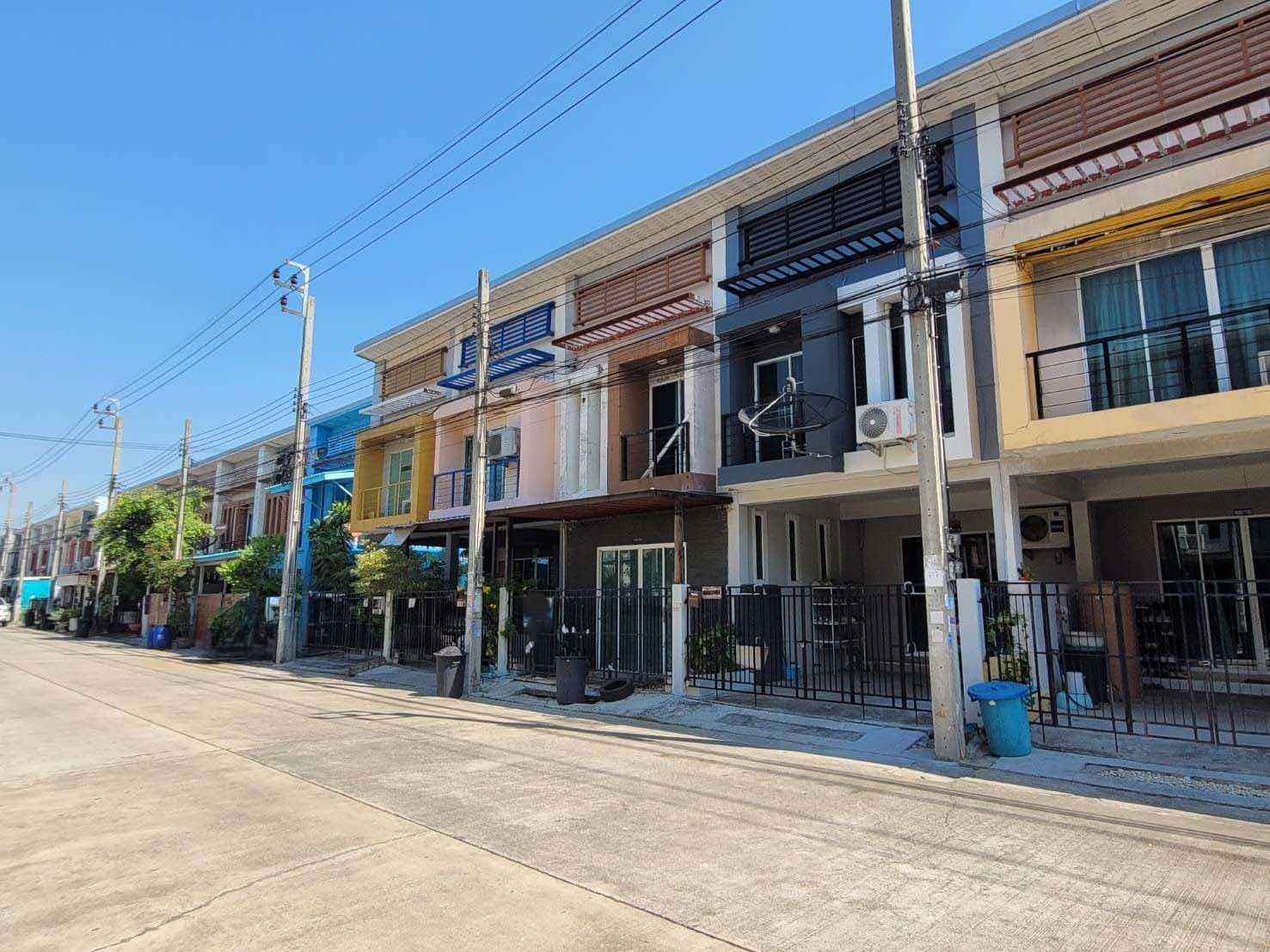 ประกาศฟรี! ซื้อ-ขาย-เช่า คอนโด บ้าน ทาวน์โฮม ที่ดิน และพื้นที่เชิงพาณิชย์ทั่วประเทศไทย ทุกทำเล ทุกงบประมาณ ไม่มีค่าใช้จ่าย ลงง่าย ขายไว เข้าถึงผู้ซื้อโดยตรง 2 257225pic1.jpg