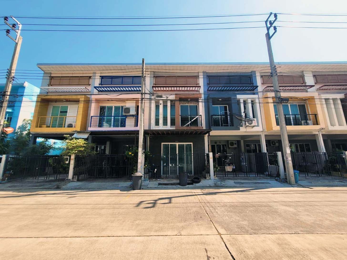 ประกาศฟรี! ซื้อ-ขาย-เช่า คอนโด บ้าน ทาวน์โฮม ที่ดิน และพื้นที่เชิงพาณิชย์ทั่วประเทศไทย ทุกทำเล ทุกงบประมาณ ไม่มีค่าใช้จ่าย ลงง่าย ขายไว เข้าถึงผู้ซื้อโดยตรง 4 257225pic3.jpg