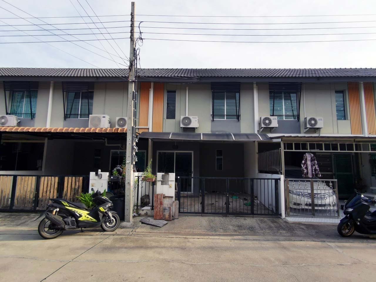 ประกาศฟรี! ซื้อ-ขาย-เช่า คอนโด บ้าน ทาวน์โฮม ที่ดิน และพื้นที่เชิงพาณิชย์ทั่วประเทศไทย ทุกทำเล ทุกงบประมาณ ไม่มีค่าใช้จ่าย ลงง่าย ขายไว เข้าถึงผู้ซื้อโดยตรง 2 257224pic1.jpg