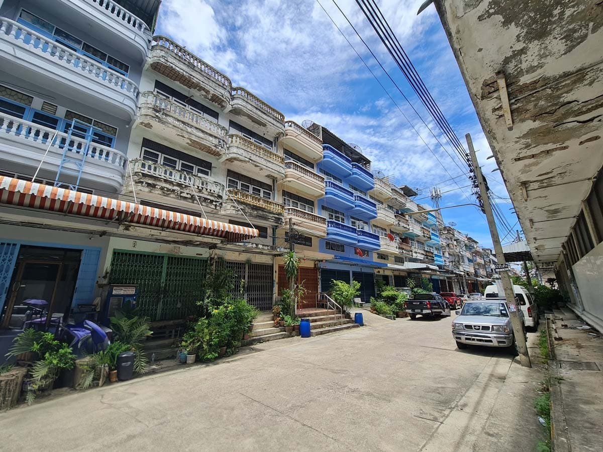 ประกาศฟรี! ซื้อ-ขาย-เช่า คอนโด บ้าน ทาวน์โฮม ที่ดิน และพื้นที่เชิงพาณิชย์ทั่วประเทศไทย ทุกทำเล ทุกงบประมาณ ไม่มีค่าใช้จ่าย ลงง่าย ขายไว เข้าถึงผู้ซื้อโดยตรง 5 257211pic4.jpg