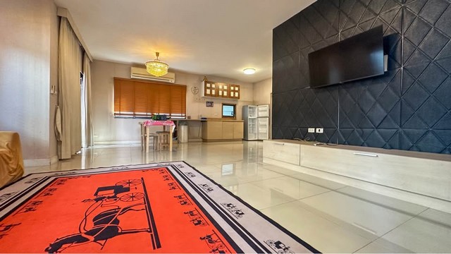 ประกาศฟรี! ซื้อ-ขาย-เช่า คอนโด บ้าน ทาวน์โฮม ที่ดิน และพื้นที่เชิงพาณิชย์ทั่วประเทศไทย ทุกทำเล ทุกงบประมาณ ไม่มีค่าใช้จ่าย ลงง่าย ขายไว เข้าถึงผู้ซื้อโดยตรง 2 518237pic1.jpg