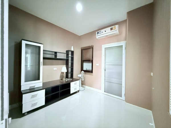 ประกาศฟรี! ซื้อ-ขาย-เช่า คอนโด บ้าน ทาวน์โฮม ที่ดิน และพื้นที่เชิงพาณิชย์ทั่วประเทศไทย ทุกทำเล ทุกงบประมาณ ไม่มีค่าใช้จ่าย ลงง่าย ขายไว เข้าถึงผู้ซื้อโดยตรง 4 513337pic3.jpg