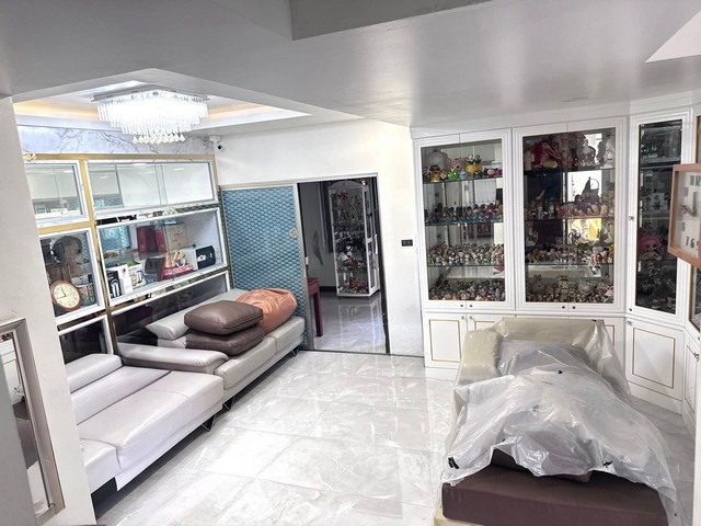 ประกาศฟรี! ซื้อ-ขาย-เช่า คอนโด บ้าน ทาวน์โฮม ที่ดิน และพื้นที่เชิงพาณิชย์ทั่วประเทศไทย ทุกทำเล ทุกงบประมาณ ไม่มีค่าใช้จ่าย ลงง่าย ขายไว เข้าถึงผู้ซื้อโดยตรง 4 257999pic3.jpg