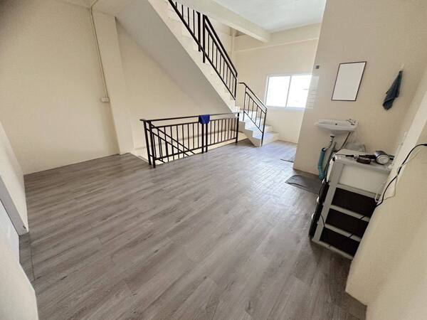 ประกาศฟรี! ซื้อ-ขาย-เช่า คอนโด บ้าน ทาวน์โฮม ที่ดิน และพื้นที่เชิงพาณิชย์ทั่วประเทศไทย ทุกทำเล ทุกงบประมาณ ไม่มีค่าใช้จ่าย ลงง่าย ขายไว เข้าถึงผู้ซื้อโดยตรง 4 507453pic3.jpg