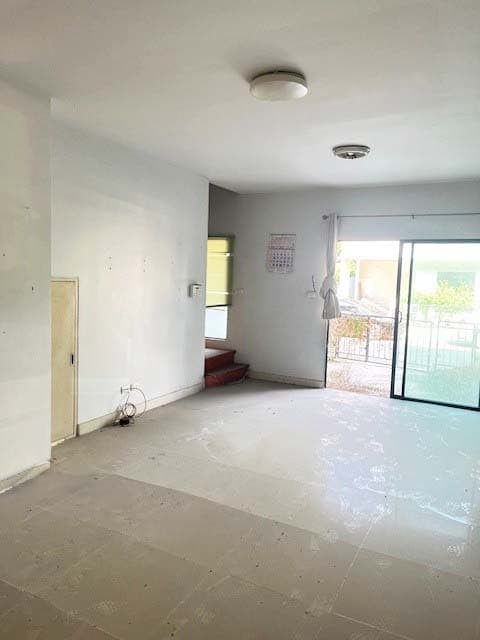 ประกาศฟรี! ซื้อ-ขาย-เช่า คอนโด บ้าน ทาวน์โฮม ที่ดิน และพื้นที่เชิงพาณิชย์ทั่วประเทศไทย ทุกทำเล ทุกงบประมาณ ไม่มีค่าใช้จ่าย ลงง่าย ขายไว เข้าถึงผู้ซื้อโดยตรง 3 257258pic2.jpg