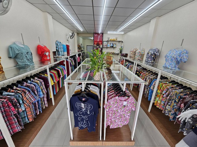 ประกาศฟรี! ซื้อ-ขาย-เช่า คอนโด บ้าน ทาวน์โฮม ที่ดิน และพื้นที่เชิงพาณิชย์ทั่วประเทศไทย ทุกทำเล ทุกงบประมาณ ไม่มีค่าใช้จ่าย ลงง่าย ขายไว เข้าถึงผู้ซื้อโดยตรง 3 258002pic2.jpg