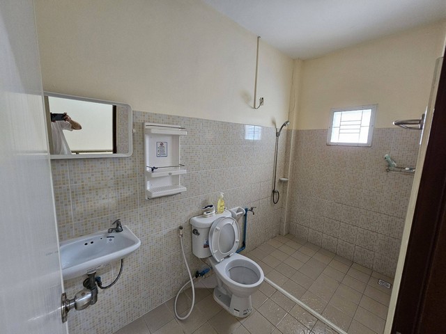 ประกาศฟรี! ซื้อ-ขาย-เช่า คอนโด บ้าน ทาวน์โฮม ที่ดิน และพื้นที่เชิงพาณิชย์ทั่วประเทศไทย ทุกทำเล ทุกงบประมาณ ไม่มีค่าใช้จ่าย ลงง่าย ขายไว เข้าถึงผู้ซื้อโดยตรง 5 258002pic4.jpg