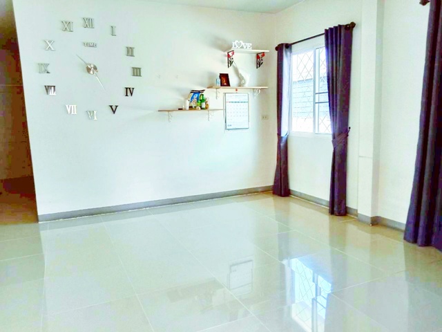 ประกาศฟรี! ซื้อ-ขาย-เช่า คอนโด บ้าน ทาวน์โฮม ที่ดิน และพื้นที่เชิงพาณิชย์ทั่วประเทศไทย ทุกทำเล ทุกงบประมาณ ไม่มีค่าใช้จ่าย ลงง่าย ขายไว เข้าถึงผู้ซื้อโดยตรง 5 257312pic4.jpg