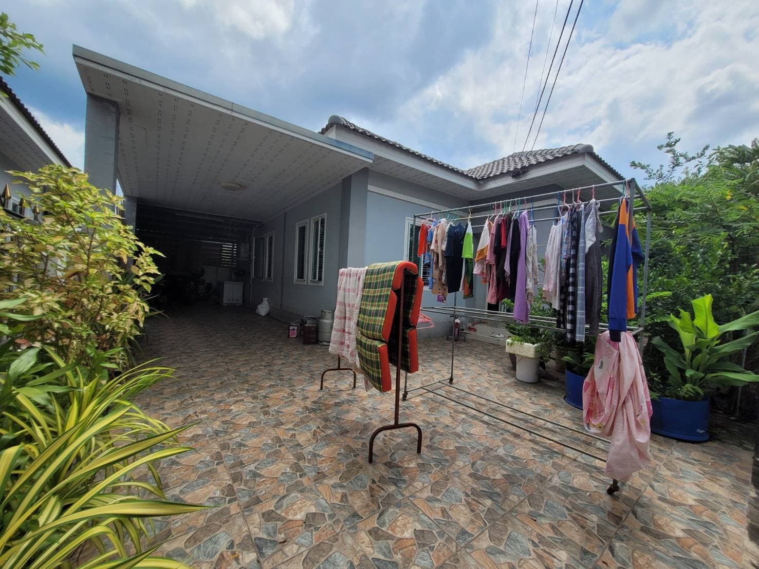 ประกาศฟรี! ซื้อ-ขาย-เช่า คอนโด บ้าน ทาวน์โฮม ที่ดิน และพื้นที่เชิงพาณิชย์ทั่วประเทศไทย ทุกทำเล ทุกงบประมาณ ไม่มีค่าใช้จ่าย ลงง่าย ขายไว เข้าถึงผู้ซื้อโดยตรง 5 257240pic4.jpg