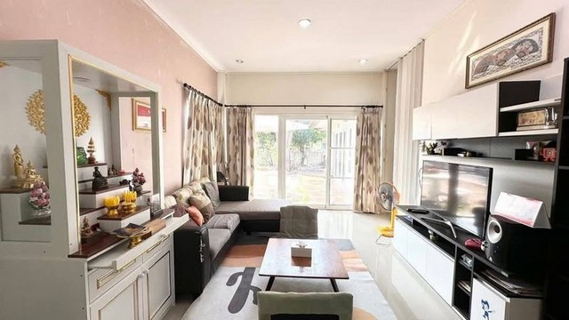 ประกาศฟรี! ซื้อ-ขาย-เช่า คอนโด บ้าน ทาวน์โฮม ที่ดิน และพื้นที่เชิงพาณิชย์ทั่วประเทศไทย ทุกทำเล ทุกงบประมาณ ไม่มีค่าใช้จ่าย ลงง่าย ขายไว เข้าถึงผู้ซื้อโดยตรง 3 298677pic2.jpg