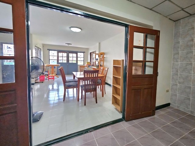 ประกาศฟรี! ซื้อ-ขาย-เช่า คอนโด บ้าน ทาวน์โฮม ที่ดิน และพื้นที่เชิงพาณิชย์ทั่วประเทศไทย ทุกทำเล ทุกงบประมาณ ไม่มีค่าใช้จ่าย ลงง่าย ขายไว เข้าถึงผู้ซื้อโดยตรง 4 317176pic3.jpg