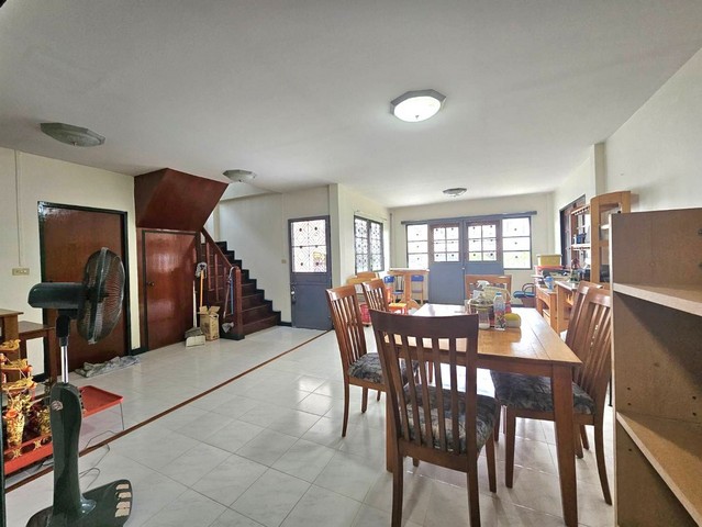 ประกาศฟรี! ซื้อ-ขาย-เช่า คอนโด บ้าน ทาวน์โฮม ที่ดิน และพื้นที่เชิงพาณิชย์ทั่วประเทศไทย ทุกทำเล ทุกงบประมาณ ไม่มีค่าใช้จ่าย ลงง่าย ขายไว เข้าถึงผู้ซื้อโดยตรง 5 317176pic4.jpg