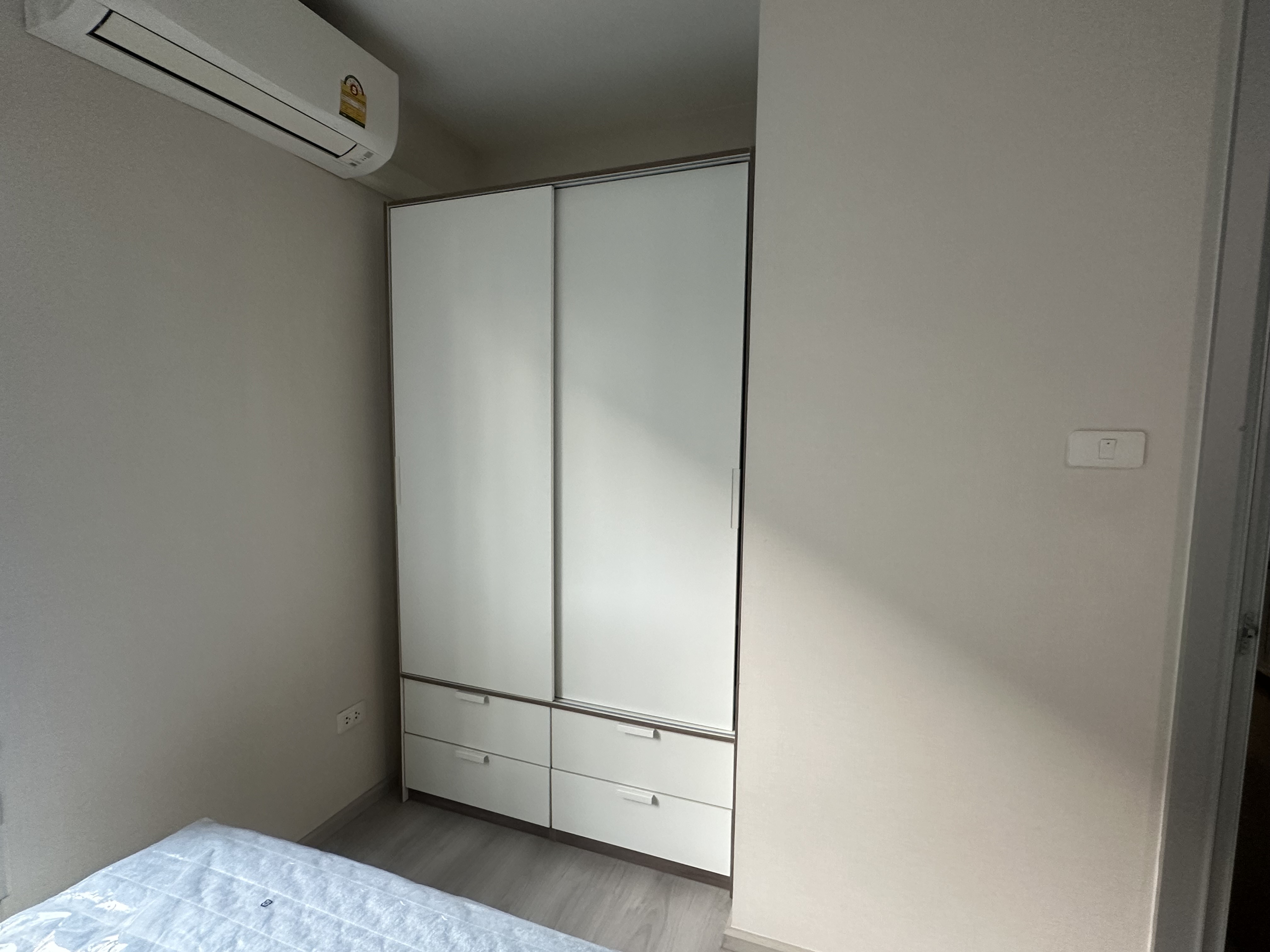 ประกาศฟรี! ซื้อ-ขาย-เช่า คอนโด บ้าน ทาวน์โฮม ที่ดิน และพื้นที่เชิงพาณิชย์ทั่วประเทศไทย ทุกทำเล ทุกงบประมาณ ไม่มีค่าใช้จ่าย ลงง่าย ขายไว เข้าถึงผู้ซื้อโดยตรง 8 9.jpg