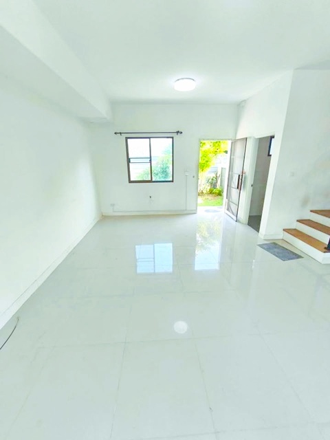 ประกาศฟรี! ซื้อ-ขาย-เช่า คอนโด บ้าน ทาวน์โฮม ที่ดิน และพื้นที่เชิงพาณิชย์ทั่วประเทศไทย ทุกทำเล ทุกงบประมาณ ไม่มีค่าใช้จ่าย ลงง่าย ขายไว เข้าถึงผู้ซื้อโดยตรง 4 258022pic3.jpg