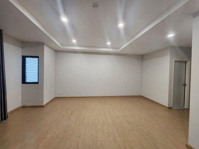 ประกาศฟรี! ซื้อ-ขาย-เช่า คอนโด บ้าน ทาวน์โฮม ที่ดิน และพื้นที่เชิงพาณิชย์ทั่วประเทศไทย ทุกทำเล ทุกงบประมาณ ไม่มีค่าใช้จ่าย ลงง่าย ขายไว เข้าถึงผู้ซื้อโดยตรง 3 518395pic2.jpg