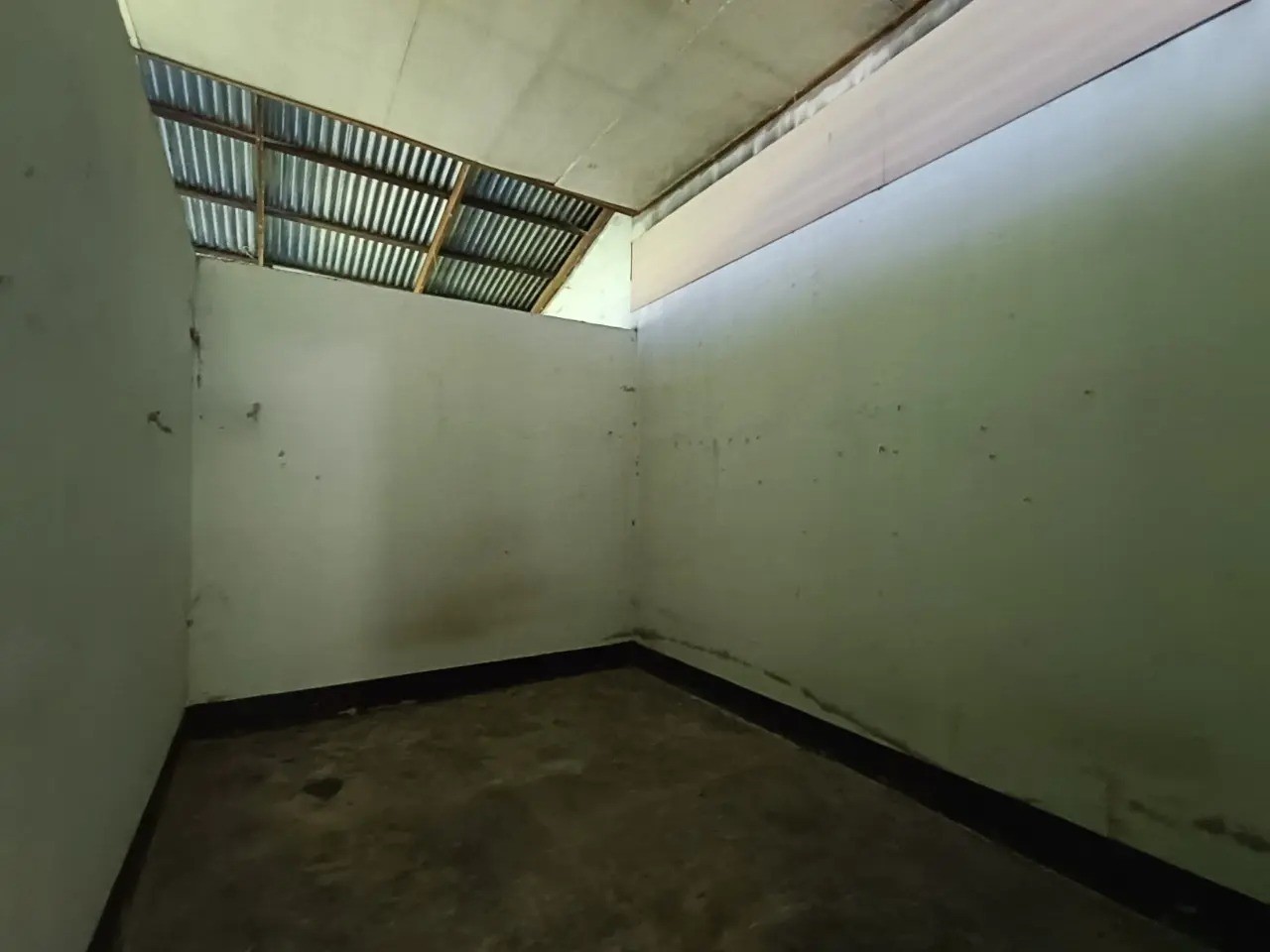 ประกาศฟรี! ซื้อ-ขาย-เช่า คอนโด บ้าน ทาวน์โฮม ที่ดิน และพื้นที่เชิงพาณิชย์ทั่วประเทศไทย ทุกทำเล ทุกงบประมาณ ไม่มีค่าใช้จ่าย ลงง่าย ขายไว เข้าถึงผู้ซื้อโดยตรง 5 256624pic4.jpg