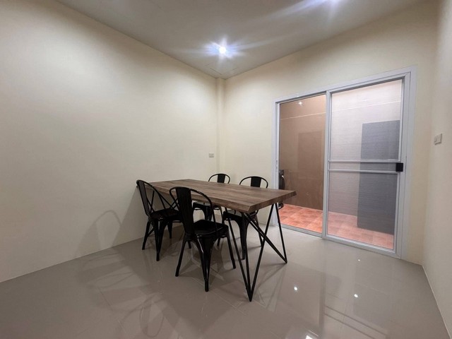 ประกาศฟรี! ซื้อ-ขาย-เช่า คอนโด บ้าน ทาวน์โฮม ที่ดิน และพื้นที่เชิงพาณิชย์ทั่วประเทศไทย ทุกทำเล ทุกงบประมาณ ไม่มีค่าใช้จ่าย ลงง่าย ขายไว เข้าถึงผู้ซื้อโดยตรง 5 317227pic4.jpg