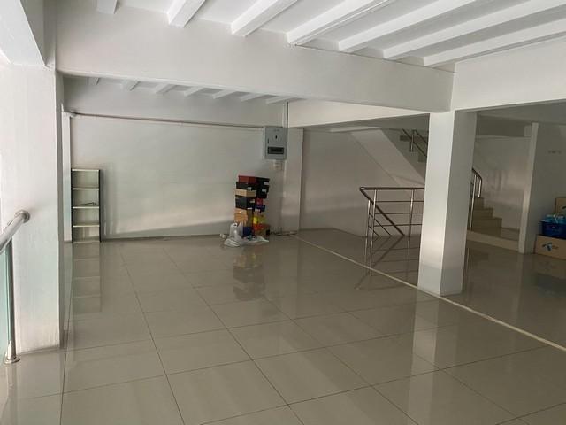 ประกาศฟรี! ซื้อ-ขาย-เช่า คอนโด บ้าน ทาวน์โฮม ที่ดิน และพื้นที่เชิงพาณิชย์ทั่วประเทศไทย ทุกทำเล ทุกงบประมาณ ไม่มีค่าใช้จ่าย ลงง่าย ขายไว เข้าถึงผู้ซื้อโดยตรง 4 517244pic3.jpg