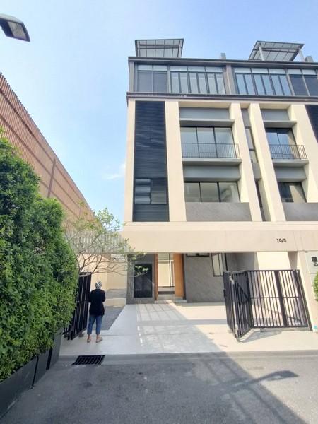 ประกาศฟรี! ซื้อ-ขาย-เช่า คอนโด บ้าน ทาวน์โฮม ที่ดิน และพื้นที่เชิงพาณิชย์ทั่วประเทศไทย ทุกทำเล ทุกงบประมาณ ไม่มีค่าใช้จ่าย ลงง่าย ขายไว เข้าถึงผู้ซื้อโดยตรง 2 516886pic1.jpg