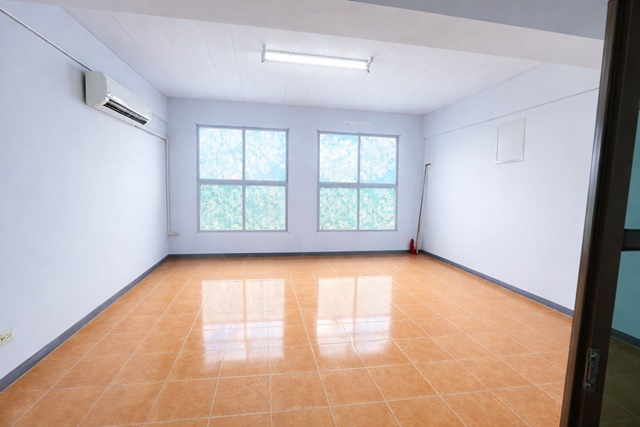 ประกาศฟรี! ซื้อ-ขาย-เช่า คอนโด บ้าน ทาวน์โฮม ที่ดิน และพื้นที่เชิงพาณิชย์ทั่วประเทศไทย ทุกทำเล ทุกงบประมาณ ไม่มีค่าใช้จ่าย ลงง่าย ขายไว เข้าถึงผู้ซื้อโดยตรง 4 317119pic3.jpg