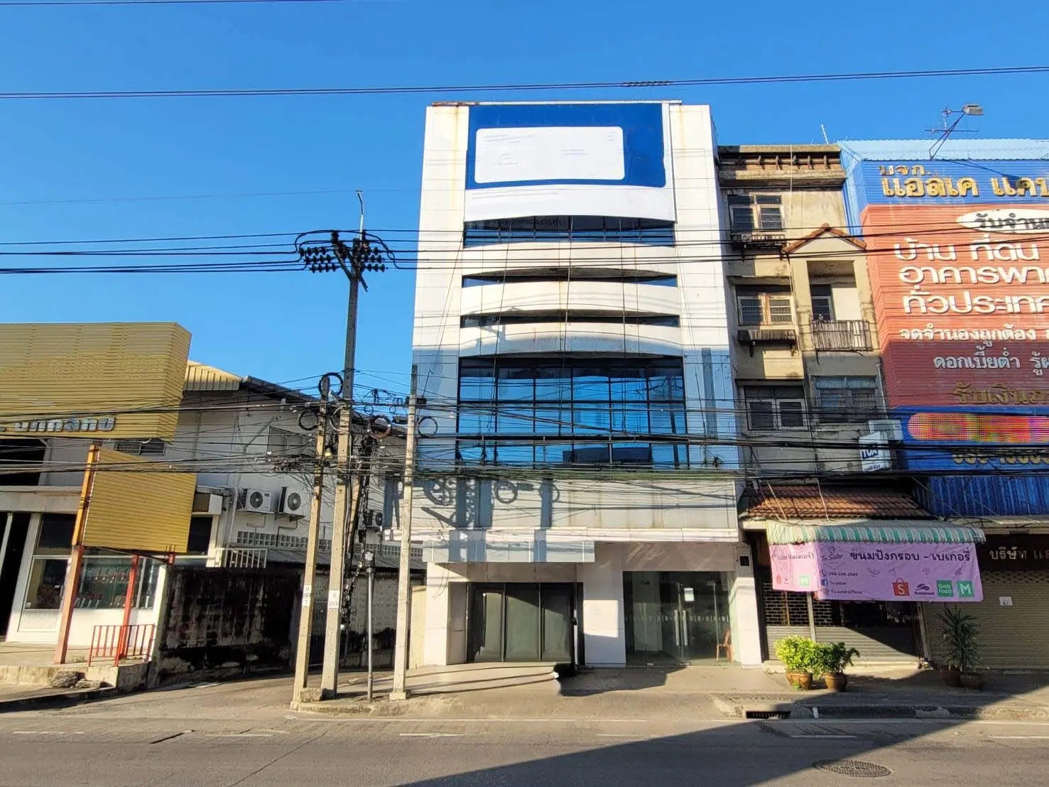 ประกาศฟรี! ซื้อ-ขาย-เช่า คอนโด บ้าน ทาวน์โฮม ที่ดิน และพื้นที่เชิงพาณิชย์ทั่วประเทศไทย ทุกทำเล ทุกงบประมาณ ไม่มีค่าใช้จ่าย ลงง่าย ขายไว เข้าถึงผู้ซื้อโดยตรง 2 256696pic1.jpg