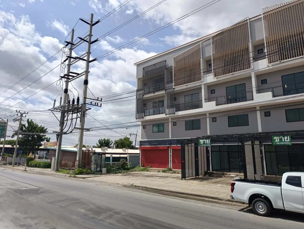 ประกาศฟรี! ซื้อ-ขาย-เช่า คอนโด บ้าน ทาวน์โฮม ที่ดิน และพื้นที่เชิงพาณิชย์ทั่วประเทศไทย ทุกทำเล ทุกงบประมาณ ไม่มีค่าใช้จ่าย ลงง่าย ขายไว เข้าถึงผู้ซื้อโดยตรง 3 256639pic2.jpg