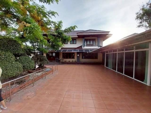 ประกาศฟรี! ซื้อ-ขาย-เช่า คอนโด บ้าน ทาวน์โฮม ที่ดิน และพื้นที่เชิงพาณิชย์ทั่วประเทศไทย ทุกทำเล ทุกงบประมาณ ไม่มีค่าใช้จ่าย ลงง่าย ขายไว เข้าถึงผู้ซื้อโดยตรง 3 258049pic2.jpg