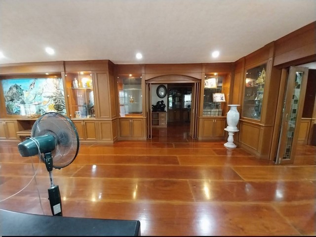 ประกาศฟรี! ซื้อ-ขาย-เช่า คอนโด บ้าน ทาวน์โฮม ที่ดิน และพื้นที่เชิงพาณิชย์ทั่วประเทศไทย ทุกทำเล ทุกงบประมาณ ไม่มีค่าใช้จ่าย ลงง่าย ขายไว เข้าถึงผู้ซื้อโดยตรง 5 258049pic4.jpg