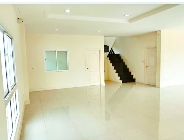 ประกาศฟรี! ซื้อ-ขาย-เช่า คอนโด บ้าน ทาวน์โฮม ที่ดิน และพื้นที่เชิงพาณิชย์ทั่วประเทศไทย ทุกทำเล ทุกงบประมาณ ไม่มีค่าใช้จ่าย ลงง่าย ขายไว เข้าถึงผู้ซื้อโดยตรง 4 317191pic3.jpg