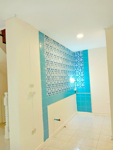 ประกาศฟรี! ซื้อ-ขาย-เช่า คอนโด บ้าน ทาวน์โฮม ที่ดิน และพื้นที่เชิงพาณิชย์ทั่วประเทศไทย ทุกทำเล ทุกงบประมาณ ไม่มีค่าใช้จ่าย ลงง่าย ขายไว เข้าถึงผู้ซื้อโดยตรง 4 317187pic3.jpg