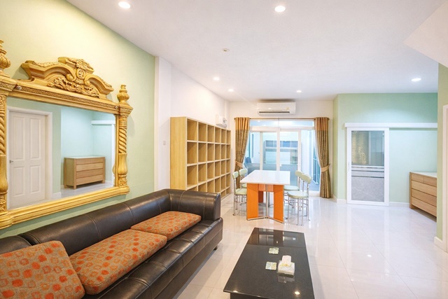 ประกาศฟรี! ซื้อ-ขาย-เช่า คอนโด บ้าน ทาวน์โฮม ที่ดิน และพื้นที่เชิงพาณิชย์ทั่วประเทศไทย ทุกทำเล ทุกงบประมาณ ไม่มีค่าใช้จ่าย ลงง่าย ขายไว เข้าถึงผู้ซื้อโดยตรง 3 317178pic2.jpg