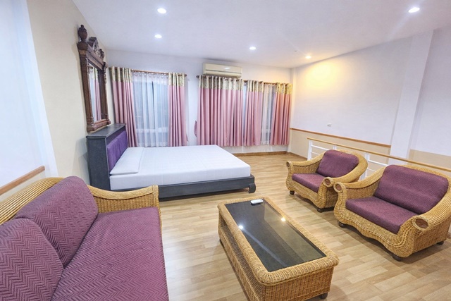 ประกาศฟรี! ซื้อ-ขาย-เช่า คอนโด บ้าน ทาวน์โฮม ที่ดิน และพื้นที่เชิงพาณิชย์ทั่วประเทศไทย ทุกทำเล ทุกงบประมาณ ไม่มีค่าใช้จ่าย ลงง่าย ขายไว เข้าถึงผู้ซื้อโดยตรง 5 317178pic4.jpg