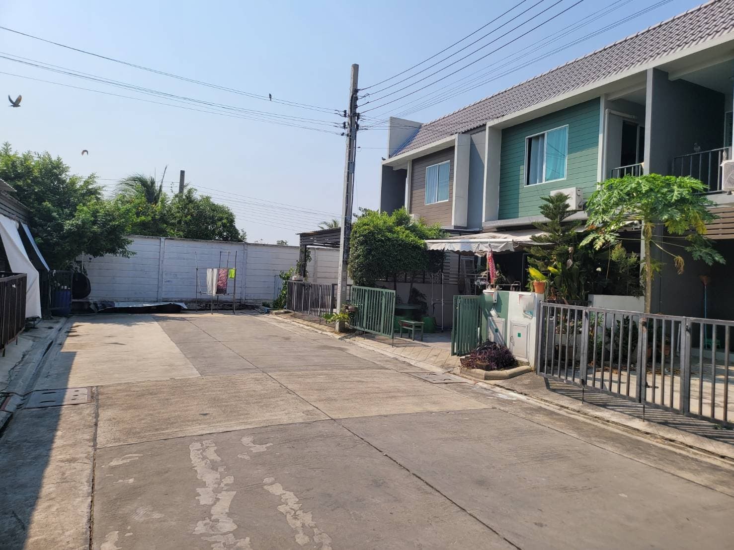 ประกาศฟรี! ซื้อ-ขาย-เช่า คอนโด บ้าน ทาวน์โฮม ที่ดิน และพื้นที่เชิงพาณิชย์ทั่วประเทศไทย ทุกทำเล ทุกงบประมาณ ไม่มีค่าใช้จ่าย ลงง่าย ขายไว เข้าถึงผู้ซื้อโดยตรง 4 257273pic3.jpg