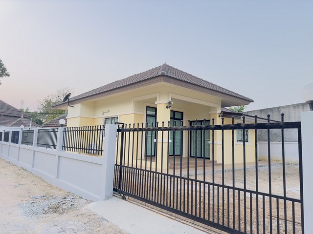 ประกาศฟรี! ซื้อ-ขาย-เช่า คอนโด บ้าน ทาวน์โฮม ที่ดิน และพื้นที่เชิงพาณิชย์ทั่วประเทศไทย ทุกทำเล ทุกงบประมาณ ไม่มีค่าใช้จ่าย ลงง่าย ขายไว เข้าถึงผู้ซื้อโดยตรง 2 258126pic1.jpg