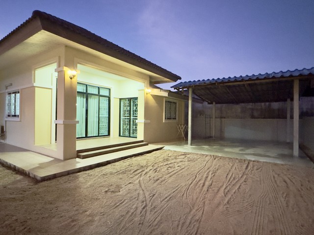 ประกาศฟรี! ซื้อ-ขาย-เช่า คอนโด บ้าน ทาวน์โฮม ที่ดิน และพื้นที่เชิงพาณิชย์ทั่วประเทศไทย ทุกทำเล ทุกงบประมาณ ไม่มีค่าใช้จ่าย ลงง่าย ขายไว เข้าถึงผู้ซื้อโดยตรง 3 258126pic2.jpg