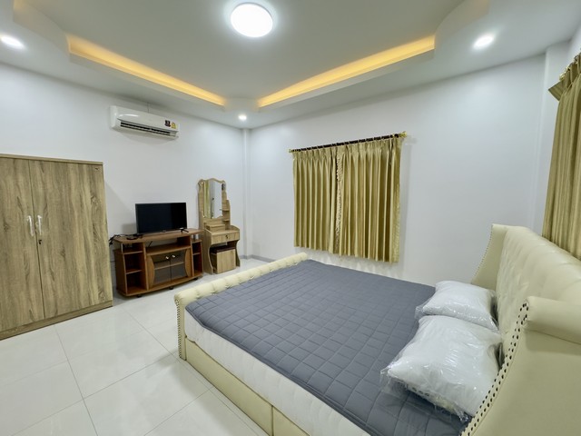 ประกาศฟรี! ซื้อ-ขาย-เช่า คอนโด บ้าน ทาวน์โฮม ที่ดิน และพื้นที่เชิงพาณิชย์ทั่วประเทศไทย ทุกทำเล ทุกงบประมาณ ไม่มีค่าใช้จ่าย ลงง่าย ขายไว เข้าถึงผู้ซื้อโดยตรง 4 258126pic3.jpg