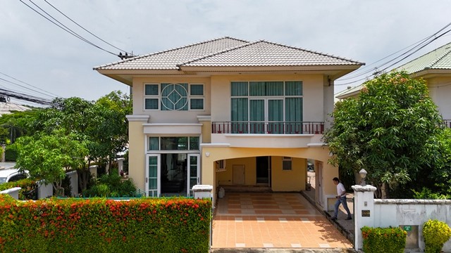 ประกาศฟรี! ซื้อ-ขาย-เช่า คอนโด บ้าน ทาวน์โฮม ที่ดิน และพื้นที่เชิงพาณิชย์ทั่วประเทศไทย ทุกทำเล ทุกงบประมาณ ไม่มีค่าใช้จ่าย ลงง่าย ขายไว เข้าถึงผู้ซื้อโดยตรง 4 257966pic3.jpg