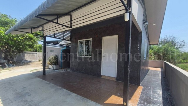 ประกาศฟรี! ซื้อ-ขาย-เช่า คอนโด บ้าน ทาวน์โฮม ที่ดิน และพื้นที่เชิงพาณิชย์ทั่วประเทศไทย ทุกทำเล ทุกงบประมาณ ไม่มีค่าใช้จ่าย ลงง่าย ขายไว เข้าถึงผู้ซื้อโดยตรง 5 258183pic4.jpg