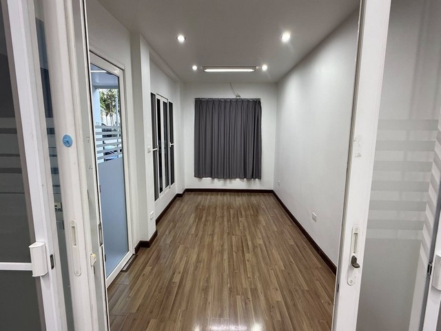 ประกาศฟรี! ซื้อ-ขาย-เช่า คอนโด บ้าน ทาวน์โฮม ที่ดิน และพื้นที่เชิงพาณิชย์ทั่วประเทศไทย ทุกทำเล ทุกงบประมาณ ไม่มีค่าใช้จ่าย ลงง่าย ขายไว เข้าถึงผู้ซื้อโดยตรง 4 518534pic3.jpg