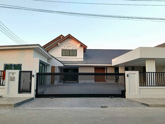 ประกาศฟรี! ซื้อ-ขาย-เช่า คอนโด บ้าน ทาวน์โฮม ที่ดิน และพื้นที่เชิงพาณิชย์ทั่วประเทศไทย ทุกทำเล ทุกงบประมาณ ไม่มีค่าใช้จ่าย ลงง่าย ขายไว เข้าถึงผู้ซื้อโดยตรง 2 518519pic1.jpg