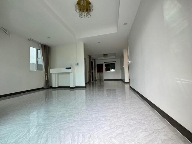 ประกาศฟรี! ซื้อ-ขาย-เช่า คอนโด บ้าน ทาวน์โฮม ที่ดิน และพื้นที่เชิงพาณิชย์ทั่วประเทศไทย ทุกทำเล ทุกงบประมาณ ไม่มีค่าใช้จ่าย ลงง่าย ขายไว เข้าถึงผู้ซื้อโดยตรง 4 518402pic3.jpg