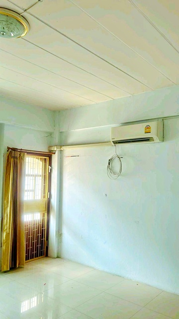 ประกาศฟรี! ซื้อ-ขาย-เช่า คอนโด บ้าน ทาวน์โฮม ที่ดิน และพื้นที่เชิงพาณิชย์ทั่วประเทศไทย ทุกทำเล ทุกงบประมาณ ไม่มีค่าใช้จ่าย ลงง่าย ขายไว เข้าถึงผู้ซื้อโดยตรง 4 258168pic3.jpg