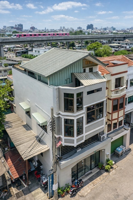 ประกาศฟรี! ซื้อ-ขาย-เช่า คอนโด บ้าน ทาวน์โฮม ที่ดิน และพื้นที่เชิงพาณิชย์ทั่วประเทศไทย ทุกทำเล ทุกงบประมาณ ไม่มีค่าใช้จ่าย ลงง่าย ขายไว เข้าถึงผู้ซื้อโดยตรง 2 258079pic1.jpg