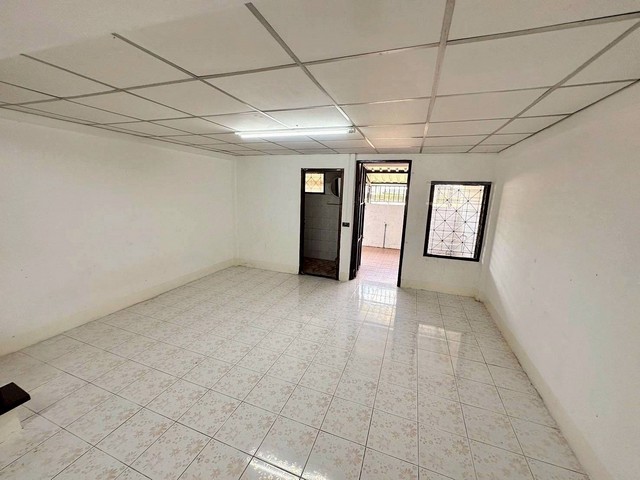 ประกาศฟรี! ซื้อ-ขาย-เช่า คอนโด บ้าน ทาวน์โฮม ที่ดิน และพื้นที่เชิงพาณิชย์ทั่วประเทศไทย ทุกทำเล ทุกงบประมาณ ไม่มีค่าใช้จ่าย ลงง่าย ขายไว เข้าถึงผู้ซื้อโดยตรง 4 317371pic3.jpg