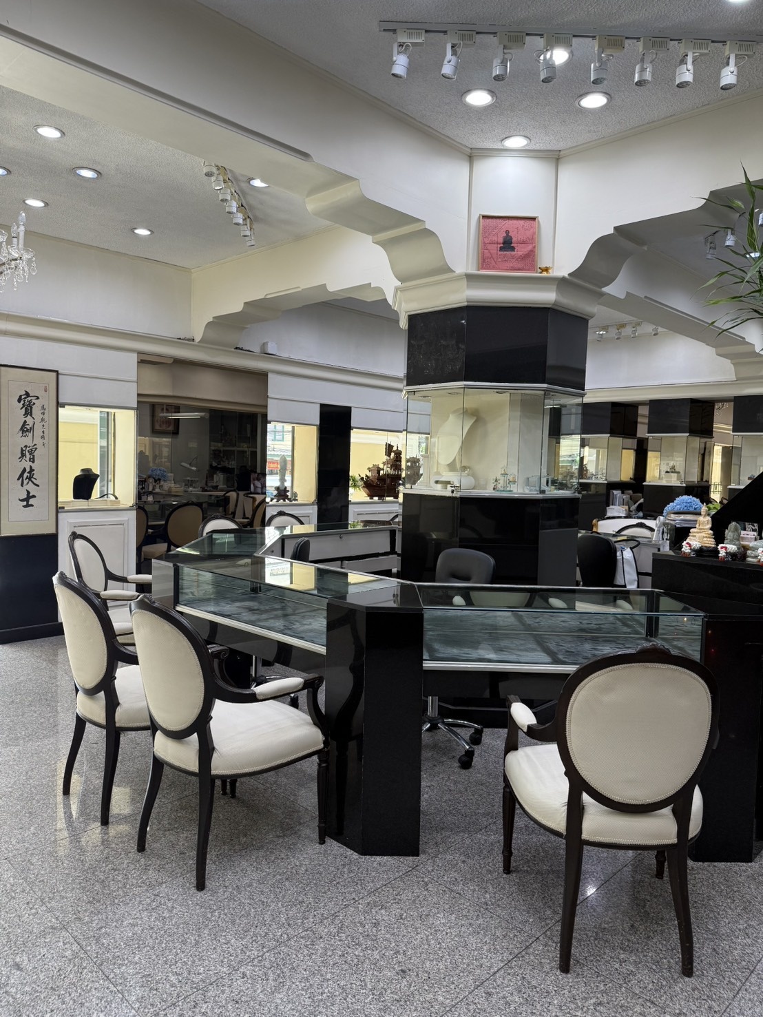 ประกาศฟรี! ซื้อ-ขาย-เช่า คอนโด บ้าน ทาวน์โฮม ที่ดิน และพื้นที่เชิงพาณิชย์ทั่วประเทศไทย ทุกทำเล ทุกงบประมาณ ไม่มีค่าใช้จ่าย ลงง่าย ขายไว เข้าถึงผู้ซื้อโดยตรง 4 258223pic3.jpg