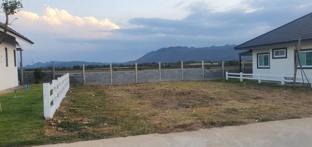 ประกาศฟรี! ซื้อ-ขาย-เช่า คอนโด บ้าน ทาวน์โฮม ที่ดิน และพื้นที่เชิงพาณิชย์ทั่วประเทศไทย ทุกทำเล ทุกงบประมาณ ไม่มีค่าใช้จ่าย ลงง่าย ขายไว เข้าถึงผู้ซื้อโดยตรง 4 317426pic3.jpg